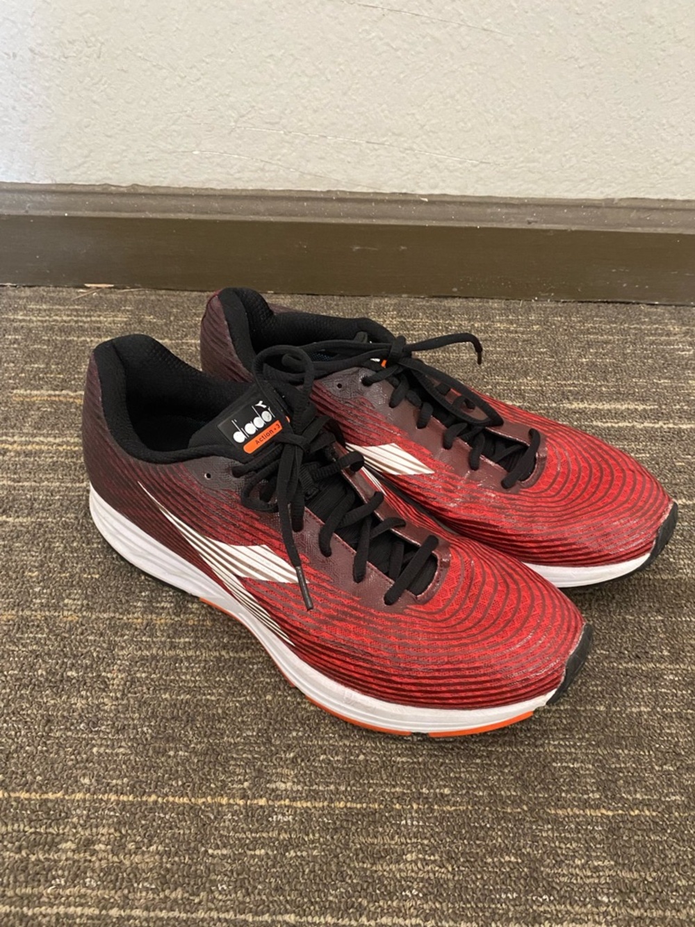 Diadora red and black gradient running shoes with white stripe Size 12